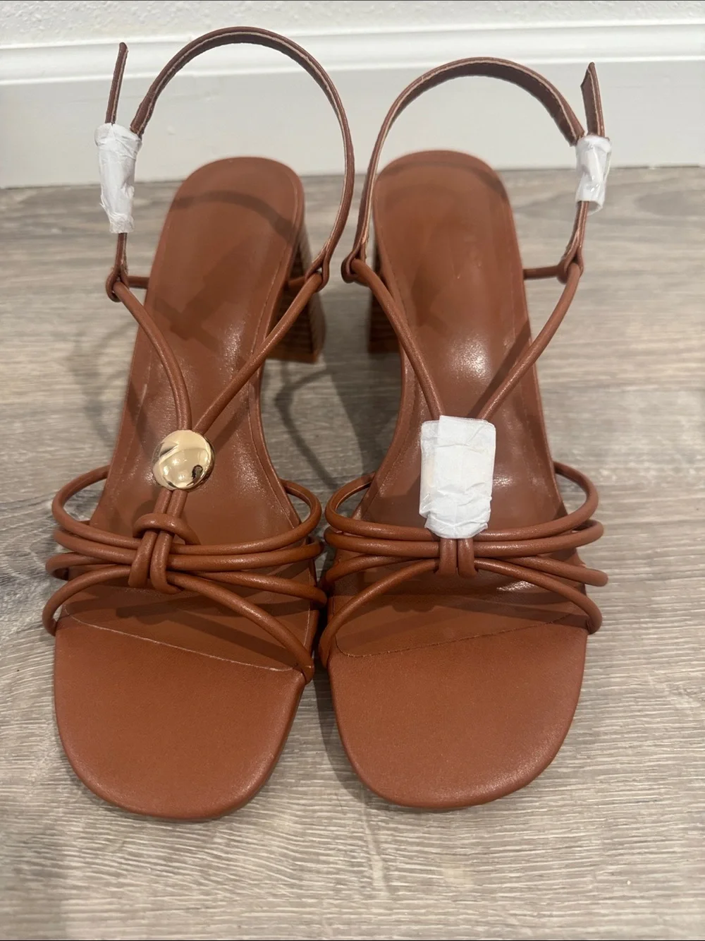 Apt. 9 Tan Knotted Slingback Block Heel Sandals with Gold Accent